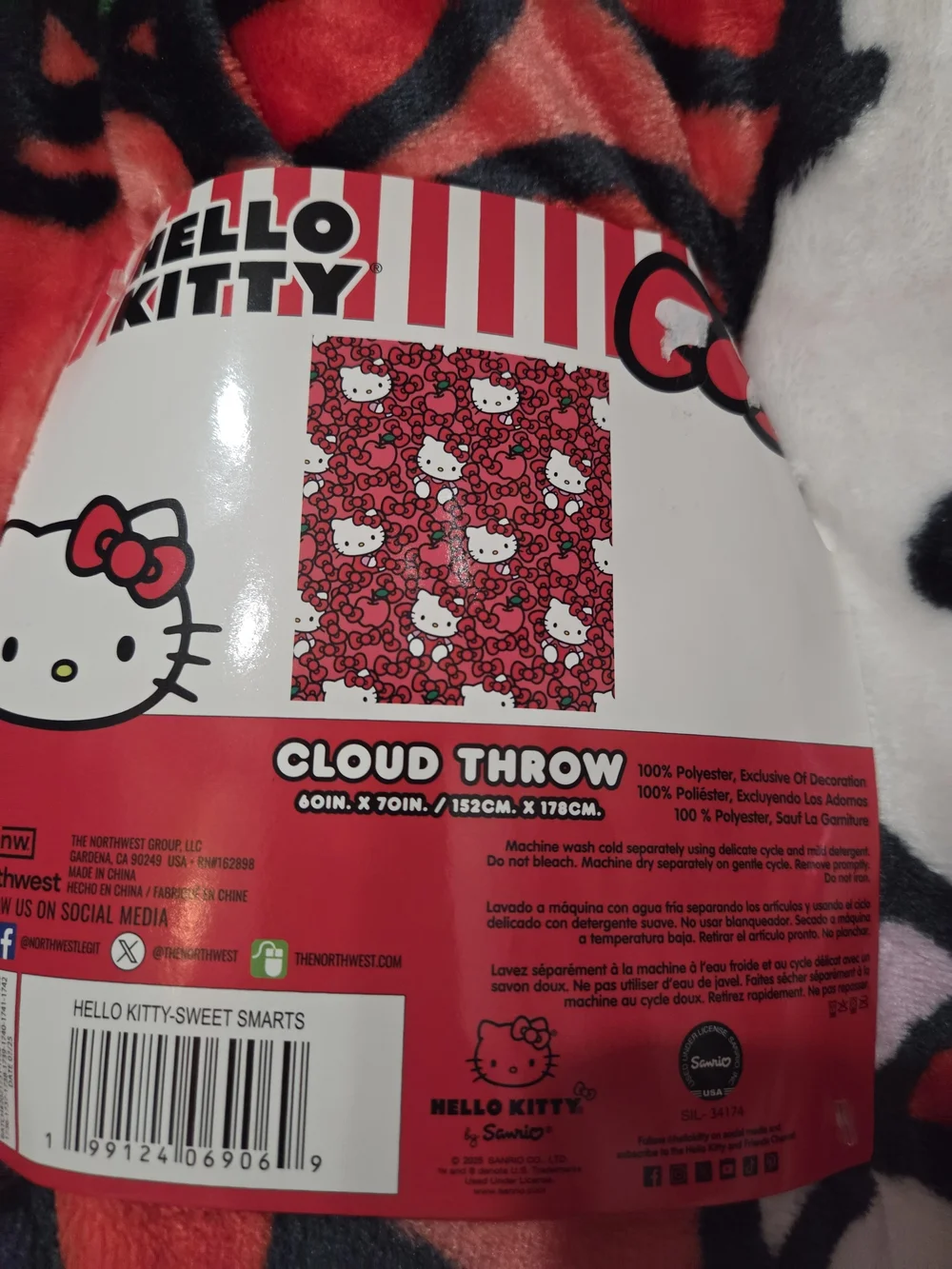 Hello Kitty Red & White Kids Throw Blanket
